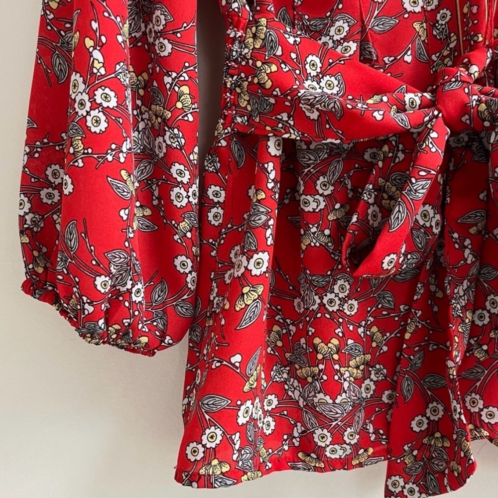 Max studio chiffon belted v neck floral blouse red M - Picture 3 of 4